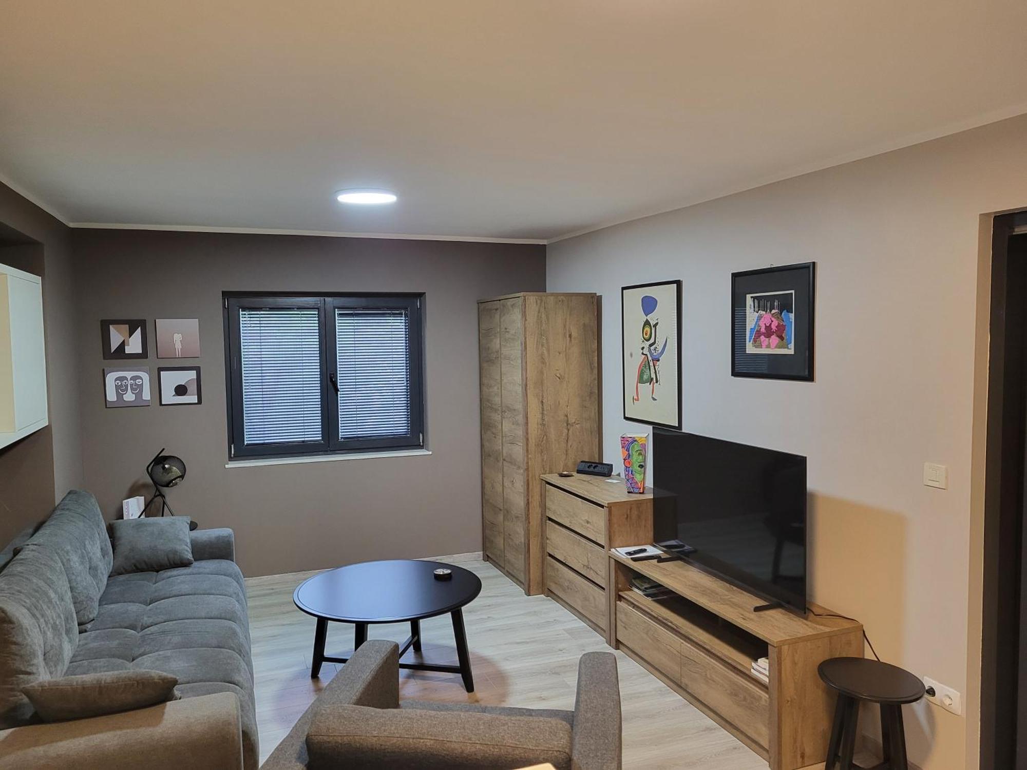 Guest House Tika Медулин Екстериор снимка